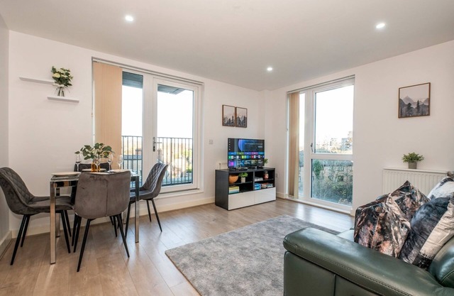 Pass the Keys | Cosy 2-Bed 2-Bath- 2 Mins to Tube, Near London Museum