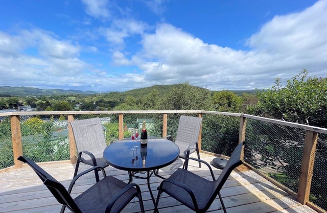 Pass the Keys | Gorgeous Kippford Home With Outstanding Views