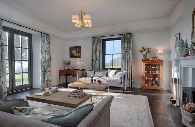 Pass the Keys | Impressive country home overlooking Cardigan Bay
