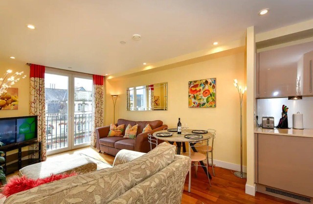 Pass the Keys | Perfectly Located Apartment!