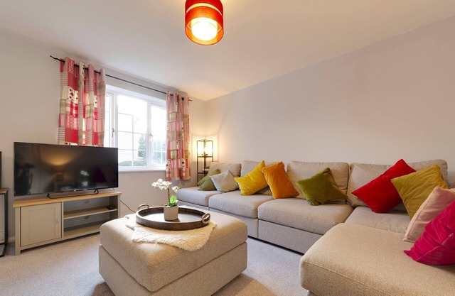 Pass the Keys | Renovated Sunny Home | Pass the Keys