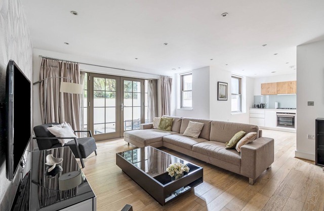 Pass the Keys | Stylish Luxury Flat in Prestigious St John's Wood