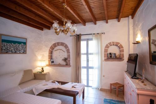 Patmos Houses Tennis & Beach Tennis Court's