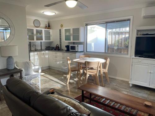 Patonga Street Retreat
