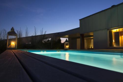 Pavi Apts Ljubljana - Private Rooftop Swimming pool