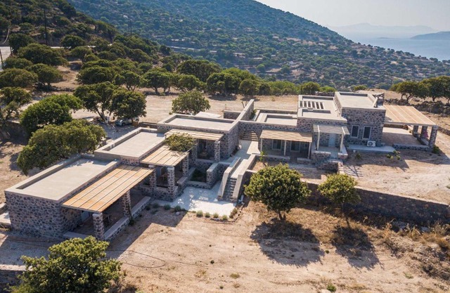 Pavlaina Complex of Traditional Residences in Nisyros. Enjoy the garden and the Sea View