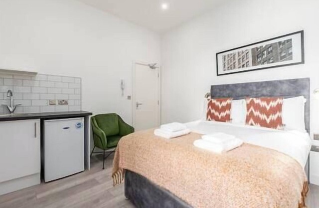 PBC | Studio Apartment in Richmond RICH2