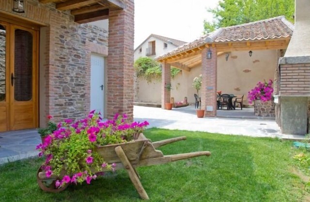 Peñamora Rural Cottage for 10 people