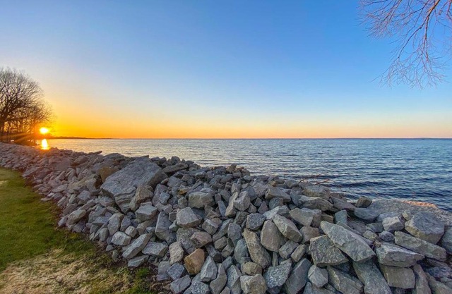 Peace and Premier Fishing on Bay of Green Bay!