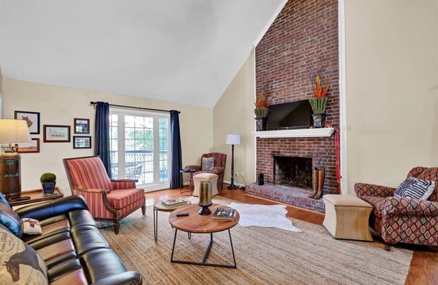 Peace and Quiet Close to Louisville - 80+ Acres