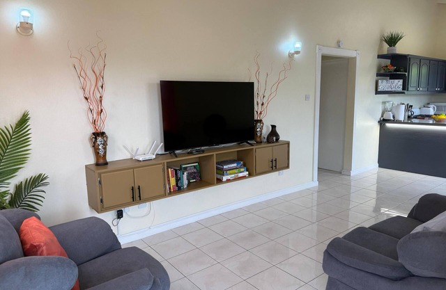 Peaceful 2BR/1BA modern home, perfect for a laid-back Caribbean getaway