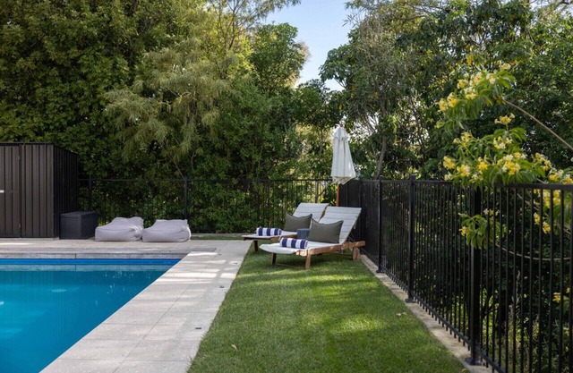 Peaceful 4BR Getaway Large Heated Pool