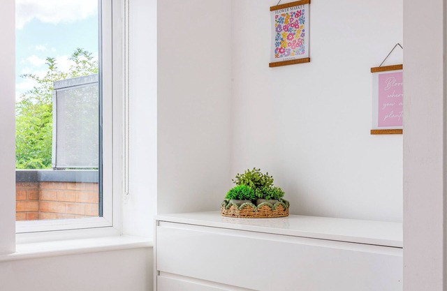 Peaceful 4BR Home w/Garden& Parking in Walthamstow