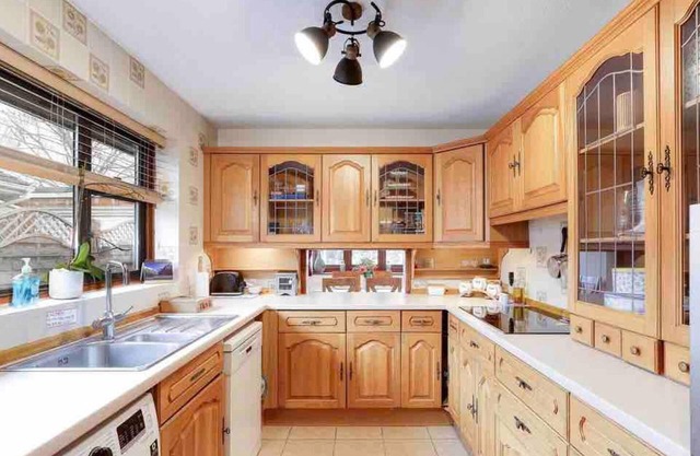 Peaceful,captivating Home With Idylic Surroundings