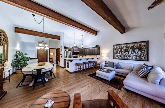 Peaceful Condo | Hot Tub-Private Beach | Sleeps 8