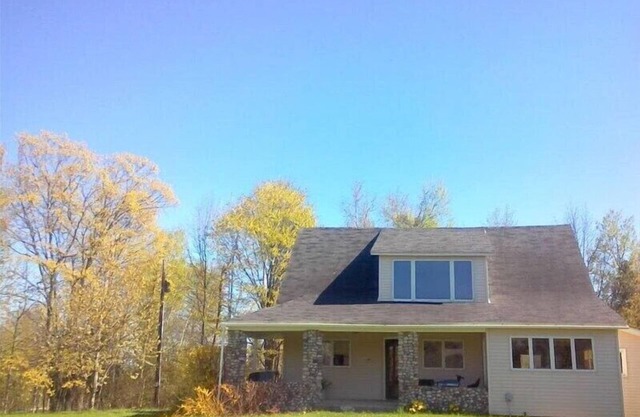 Peaceful Country Vacation Home-Available Weekly