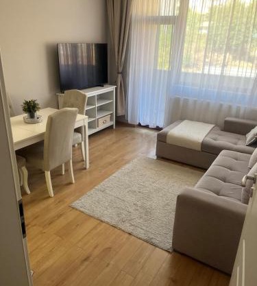 Peaceful & Cozy apartment near city Center