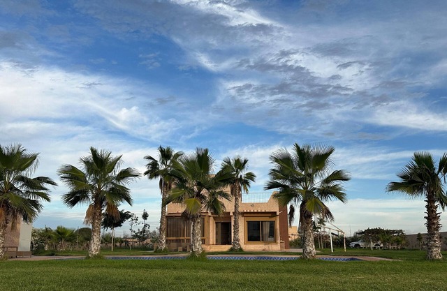 Peaceful Family Villa : Pool Farm Mountain View