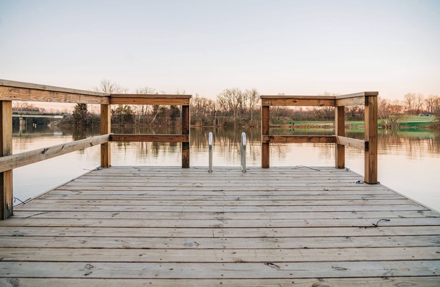 Peaceful, lakefront house on Guist Creek Lake/Shelbyville-Bourbon Trail