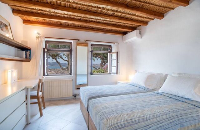Peaceful Marble Artist's Villa with Private Pool and wonderful Sunset Views