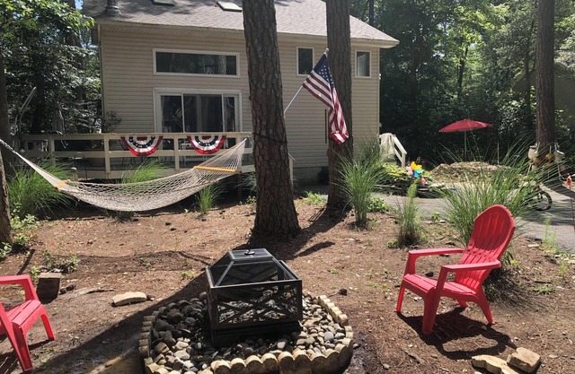 Peaceful, pet and family-friendly beach retreat