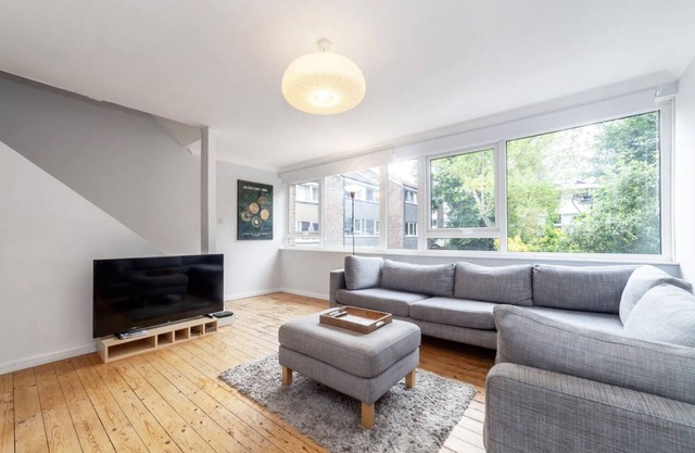 Peaceful Renovated 5BDR house w/garden | Smarthost