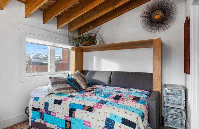 Peaceful Retreat with Private Bathroom + Balcony