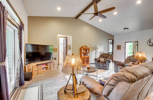Peaceful Shelton Home w/Spacious Yard & Fire Pit!