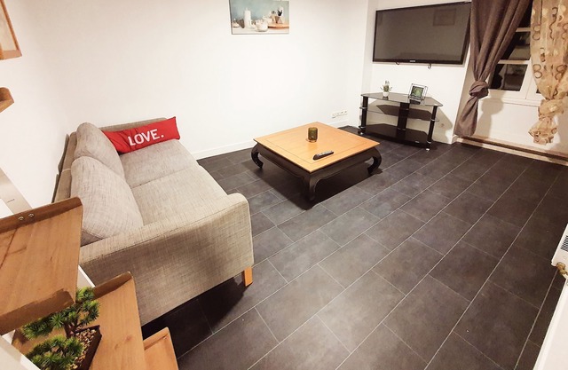 Peaceful T3 apartment in a quiet area - CITY CENTER - free parking