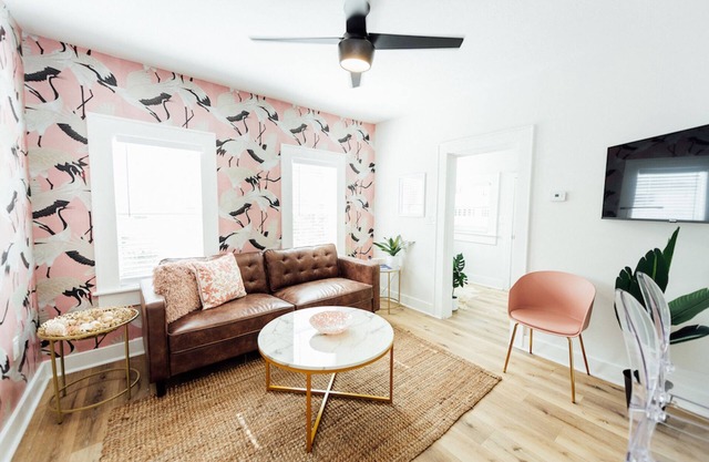 Peacful and cozy apartment close to downtown