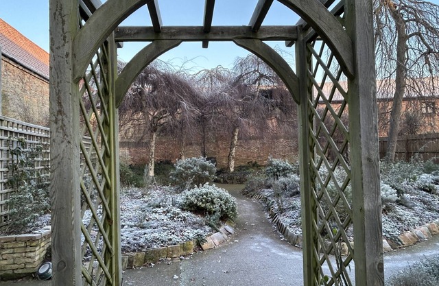 Peacocks Tearoom and Fine B&B