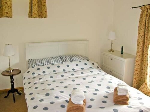 Pear Tree Cottage, ELLESMERE