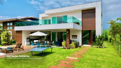 Pearly House 5 Suites Close to the Beach in Guarajuba Paradise of the Sea Condominium