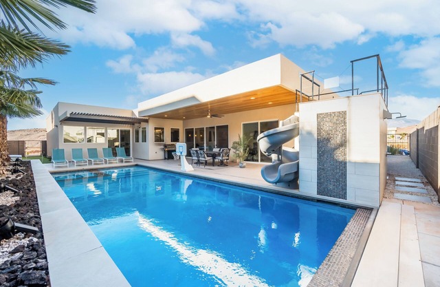 Pecan Valley Private Pool & Spa + Waterpark Access