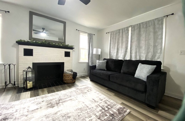 Pekin Cottage