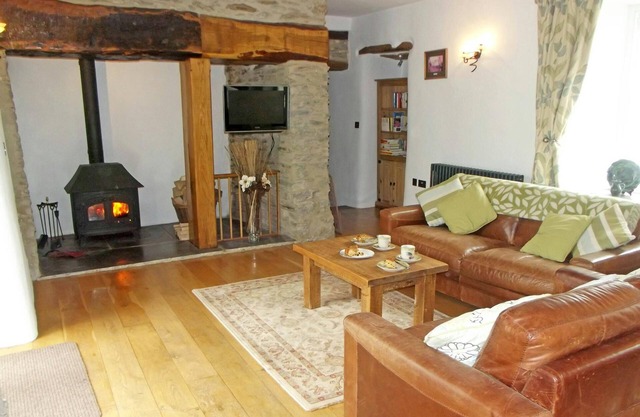 Penalltcych Farmhouse, Abercych