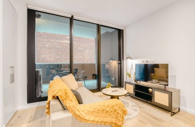 Penny Lane - 2BR Apt in the Heart of Moonee Ponds