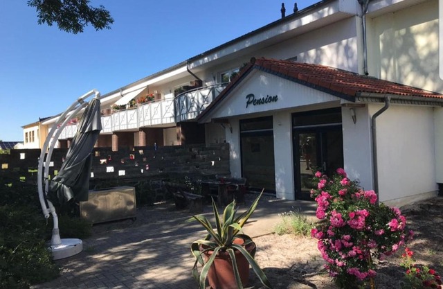 Pension " Zu den Linden" Trin