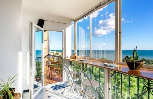 Penthouse at the foot of the beach, private urbanization