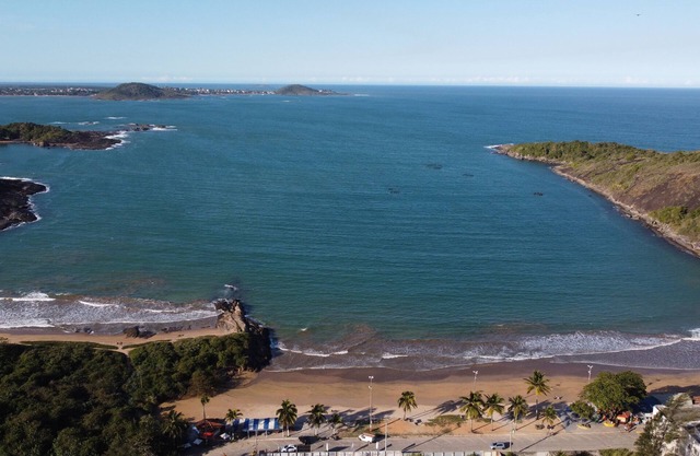 Penthouse Flat with Swimming Pool, Terrace and Stunning Sea View