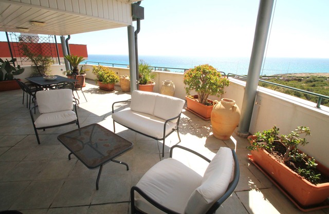 Penthouse floor with panoramic views of the coastline
