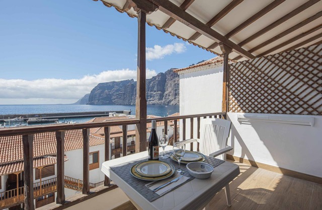 Penthouse Los Gigantes Views+WIFI 600 Mbps + Beach