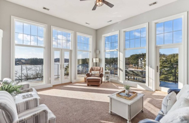 Penthouse Paradise at Delton Grand