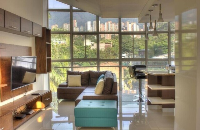 Penthouse Roof Deck inside Lleras 3 Bedroom AC HOT TUB ROOF