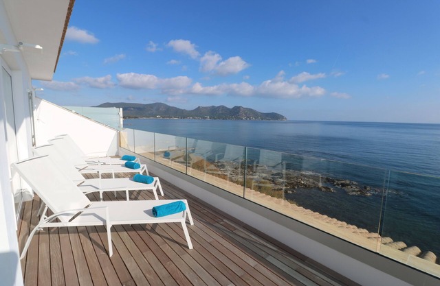 PENTHOUSE "SKY", modern+comfortable, fantastic sea view + lots of sun