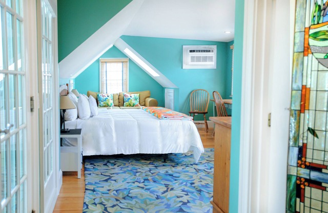 Penthouse Unit in Provincetown Center