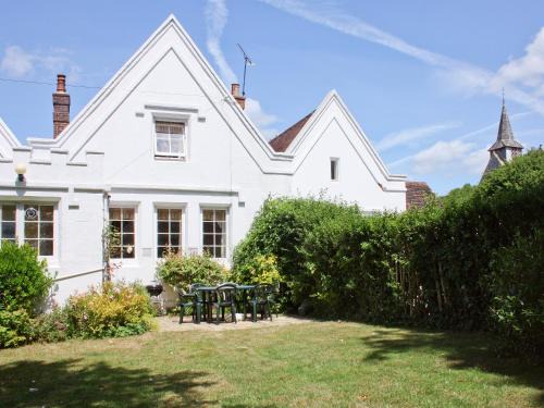 Pepper Pot Cottage