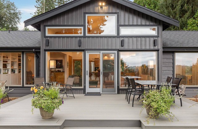 Perch - Cozy Vino Valley Vista Home with views & parking