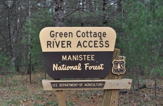 Pere Marquette River 'Green Cottage' -Fly's Only Section