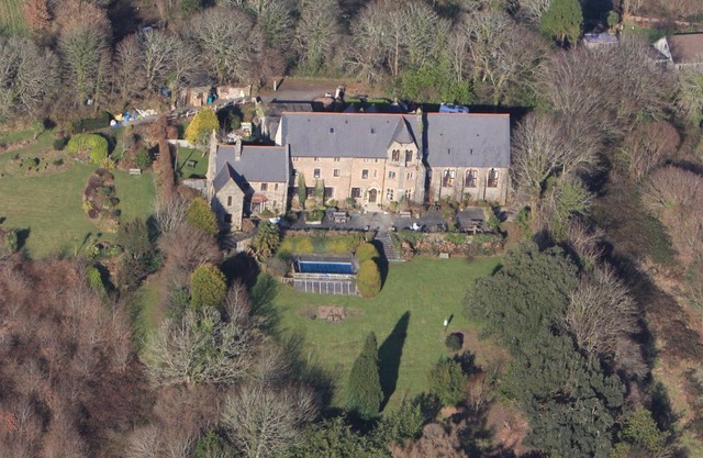 Peregrine hall